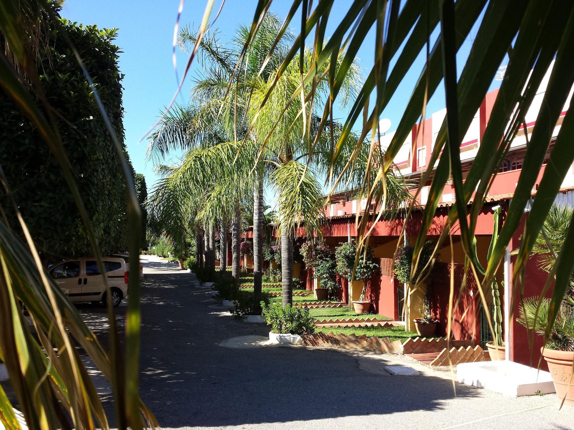 Residence Hotel Felix Ricadi Εξωτερικό φωτογραφία
