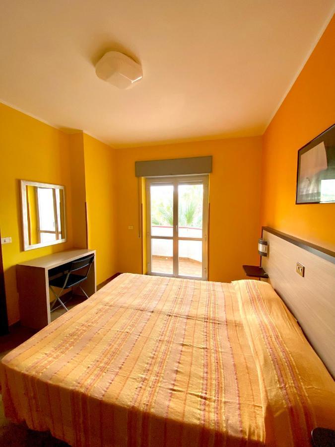 Residence Hotel Felix Ricadi Εξωτερικό φωτογραφία