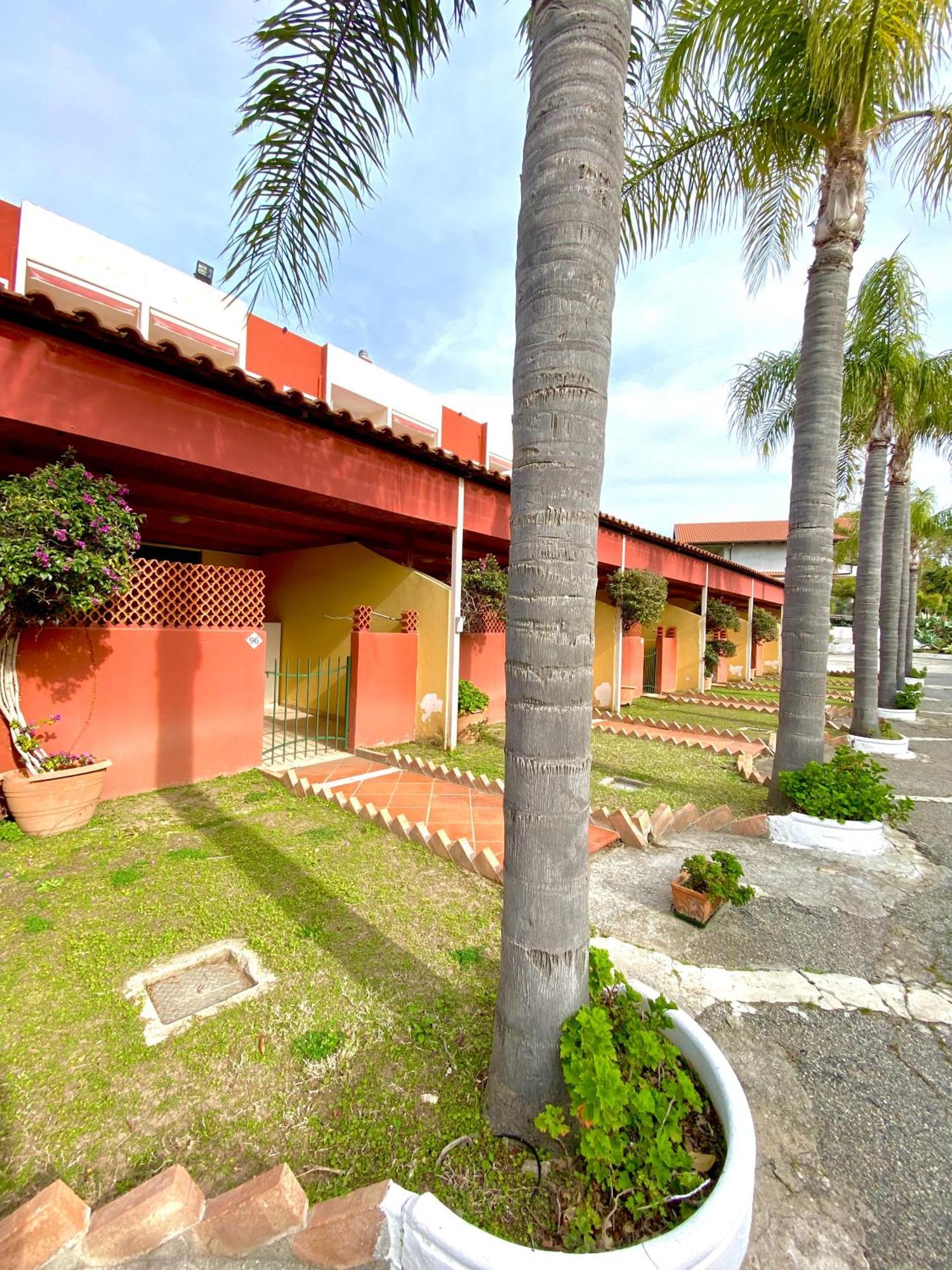 Residence Hotel Felix Ricadi Εξωτερικό φωτογραφία