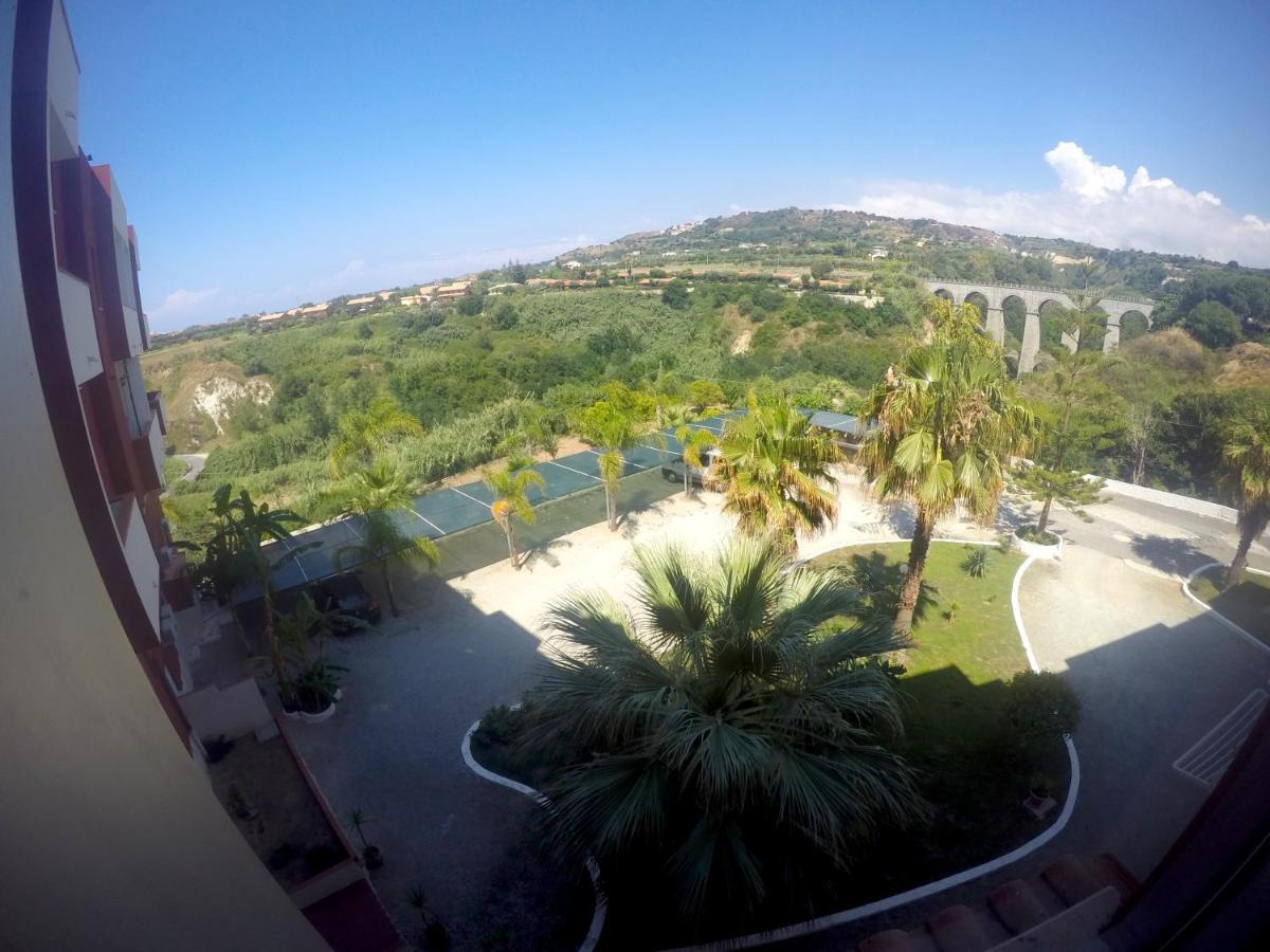 Residence Hotel Felix Ricadi Εξωτερικό φωτογραφία
